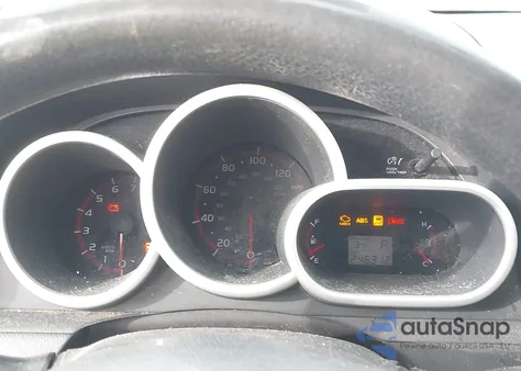 2010 Pontiac Vibe from USA, damaged, VIN 5Y2SP6E89AZ417846